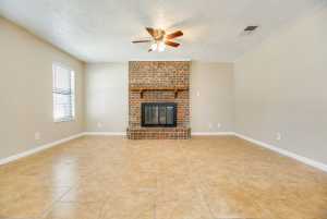 1427 Gregory Dr (20)