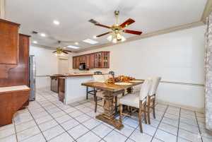 1212 Dorchester Dr (8)