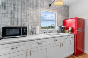 780 Wayside Dr (33)
