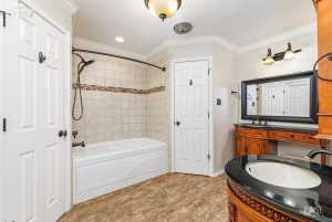 3330 Shadyhill Dr (13)