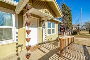 706 N Madison St (3)