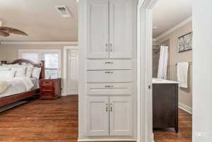 706 N Madison St (9)