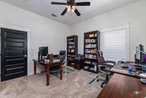 8214 Waterloo Dr (32)