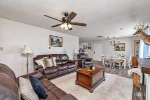 705 E 2nd St (7)