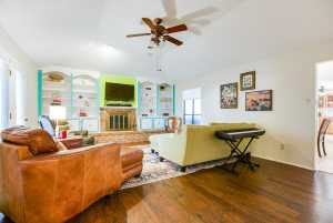 3902 Driftwood Dr (17)