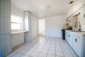 1015 Jefferson St (8)