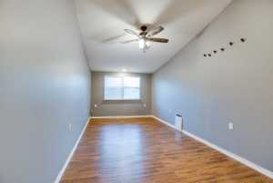 2790 Oxford Ave (14)