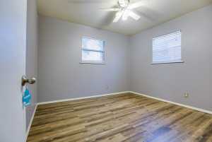 2790 Oxford Ave (17)