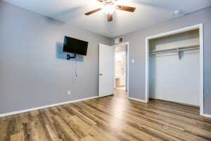 2790 Oxford Ave (21)