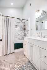 215 S Madison St (47)