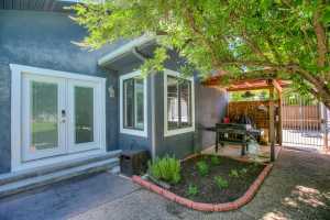 215 S Madison St (27)