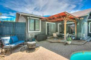 215 S Madison St (28)