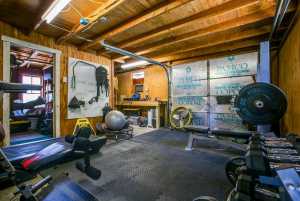 215 S Madison St (40)