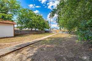 408 N Jackson St (23)