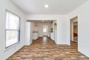 408 N Jackson St (8)