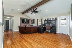 307 E 12th St (17)