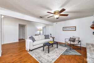 3125 N Oakes St (12)