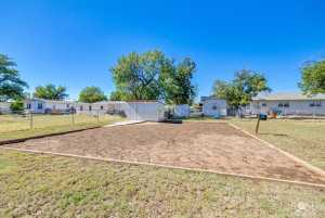 3125 N Oakes St (35)