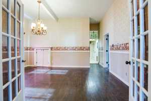 15 S Jackson St (10)