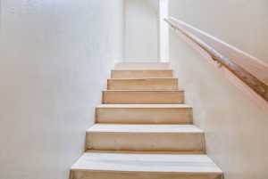 15 S Jackson St (28)