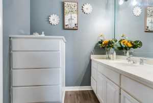 1001 Avondale Ave (33)