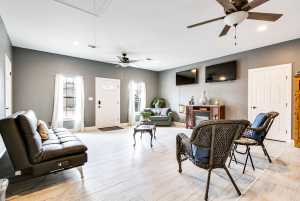 1001 Avondale Ave (47)