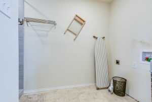 513 E 25th St (18)