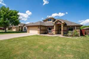 3918 Caroline Lane (2)