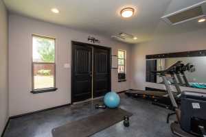 3918 Caroline Lane (36)