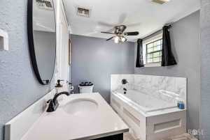 606 E 17th St (15)