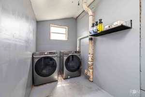606 E 17th St (23)