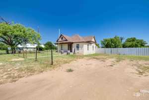 606 E 17th St (4)