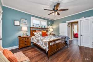 10 N Jefferson St (16)