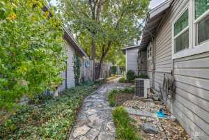 10 N Jefferson St (27)