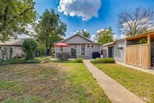 10 N Jefferson St (29)
