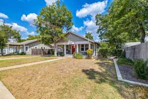 10 N Jefferson St (42)