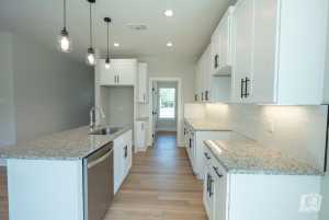 1327 State St (8)