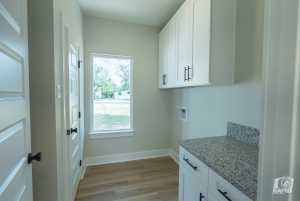 1327 State St (9)