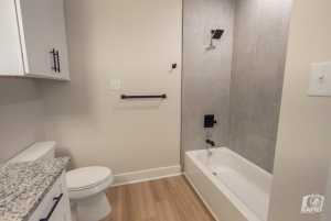 1327 State St (13)