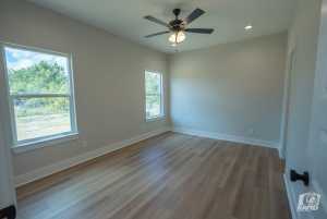1327 State St (18)