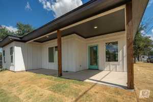 1327 State St (25)