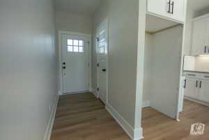 1327 State St (4)