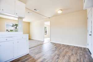 1106 Country Club Dr (11)