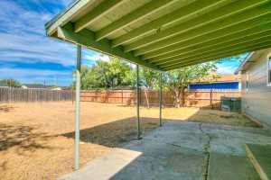 1106 Country Club Dr (19)