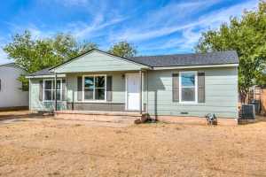 1106 Country Club Dr (2)