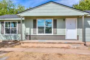 1106 Country Club Dr (3)