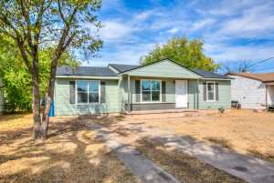 1106 Country Club Dr (4)