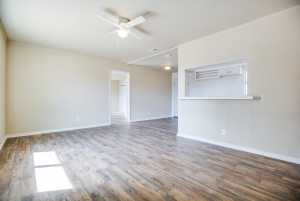 1106 Country Club Dr (5)