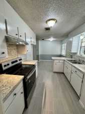 1025 Linda Lee Dr (6)
