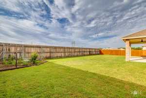 1978 Colonial Dr (29)